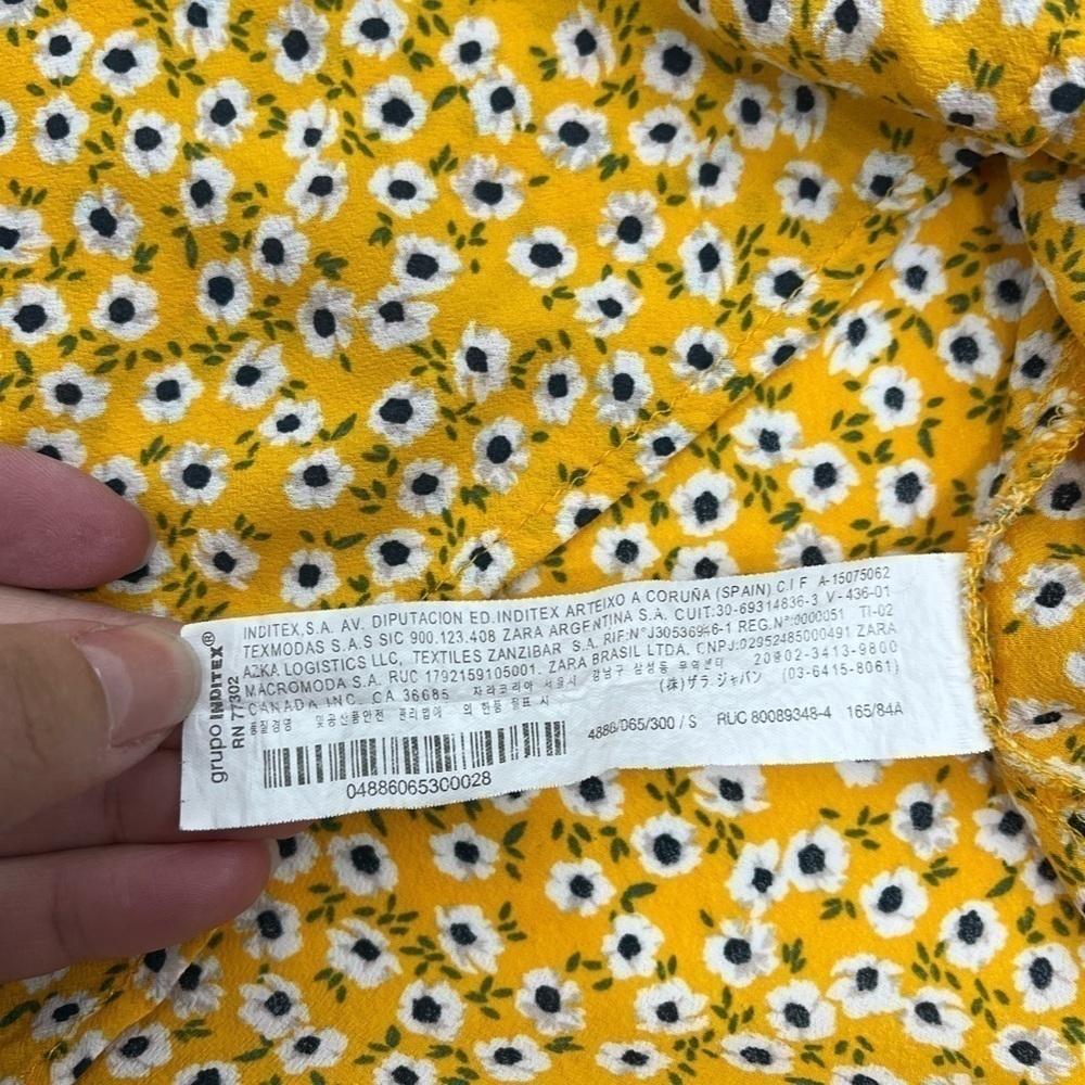 Zara ditsy floral pleated detail mustard yellow blouse size S - Picture 9 of 11
